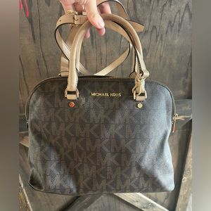 Michael kors handbag